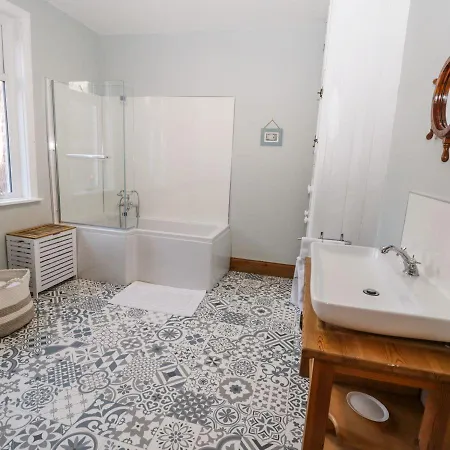 Falconhurst Robin Hood's Bay