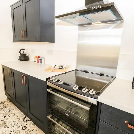 Falconhurst Apartmán *