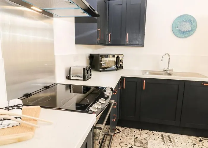 Falconhurst Robin Hood's Bay